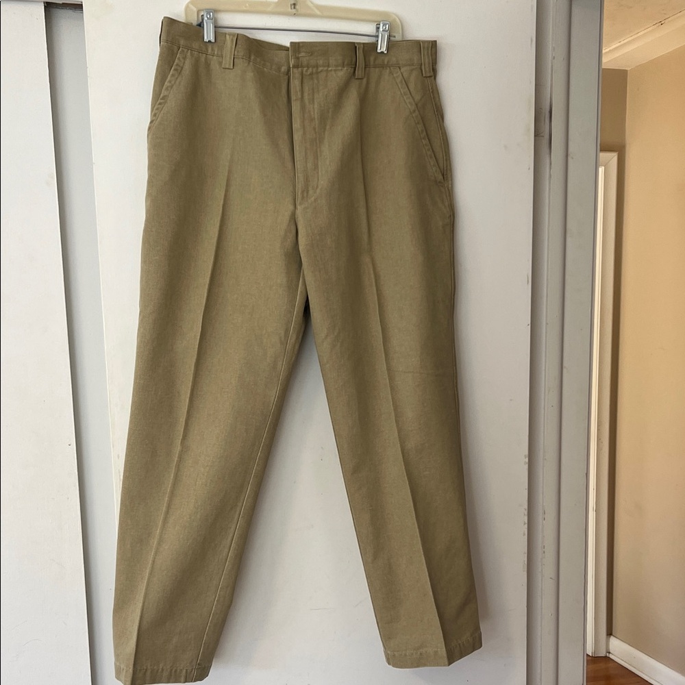 Perry Ellis Men's Khaki Chinos